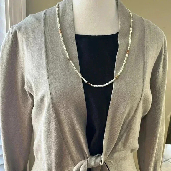 [M]Part Two Chianna Short Cardigan With Tie Closure and Ruched  Shoulders - Picture 2 of 15